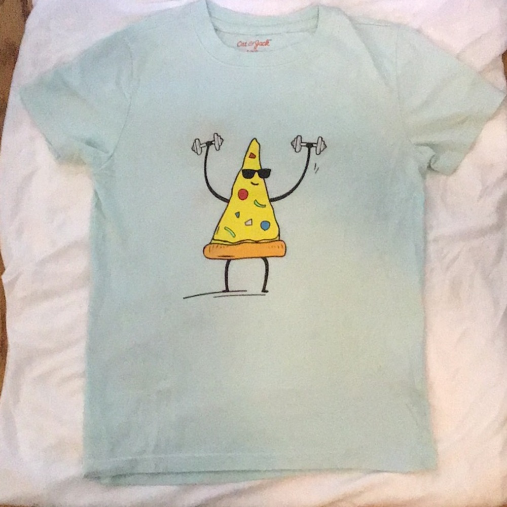 Pizza lifting weights